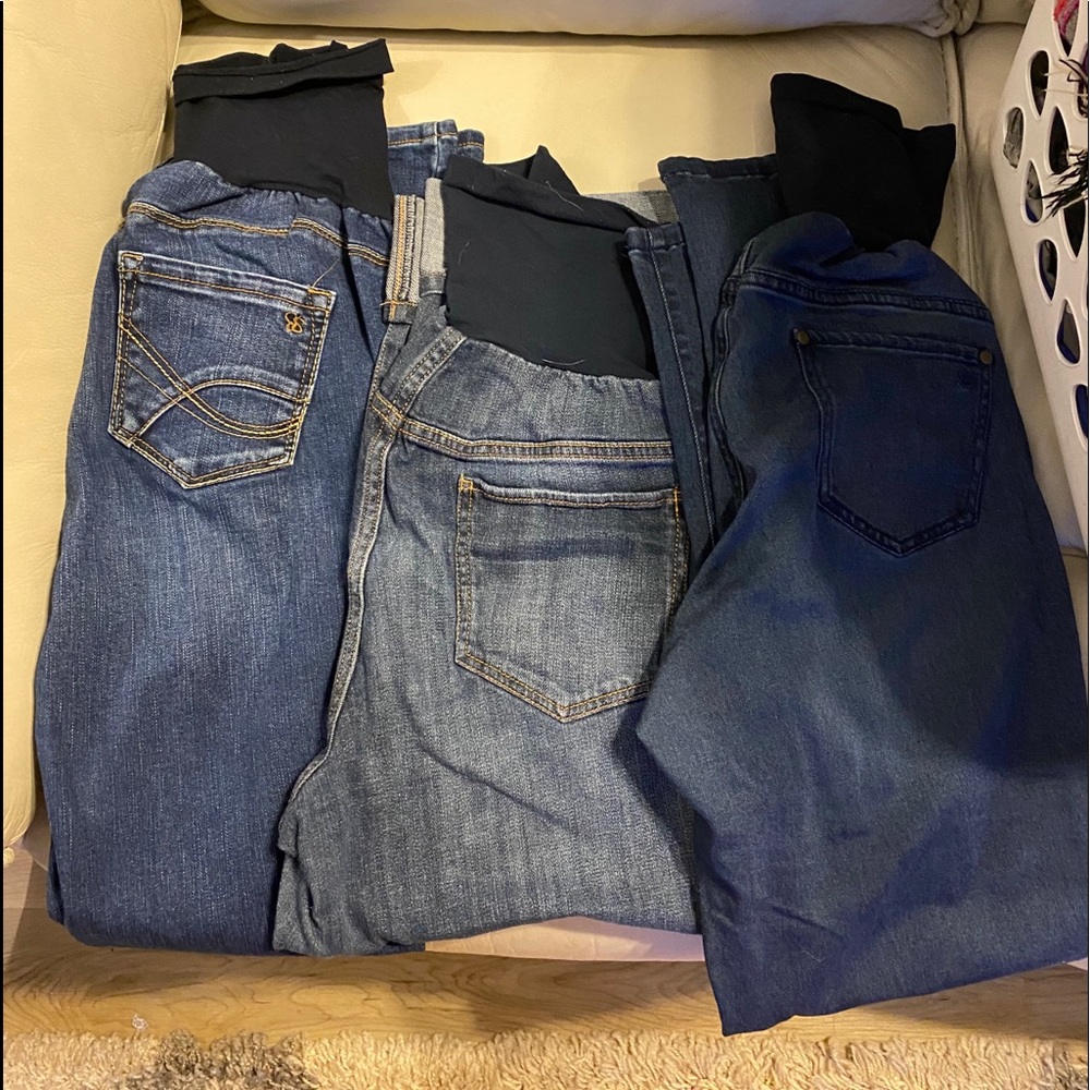 Jessica Simpson maternity jeans